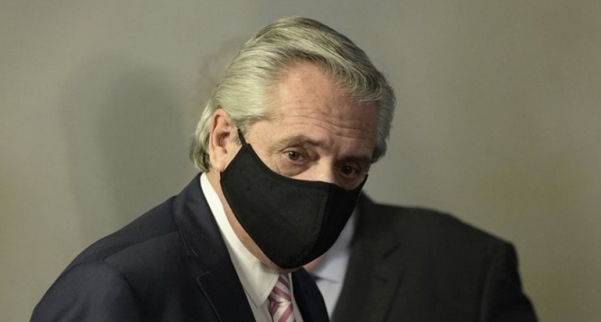 El hisopado de Alberto Fernández dio negativo, pero continuará aislado