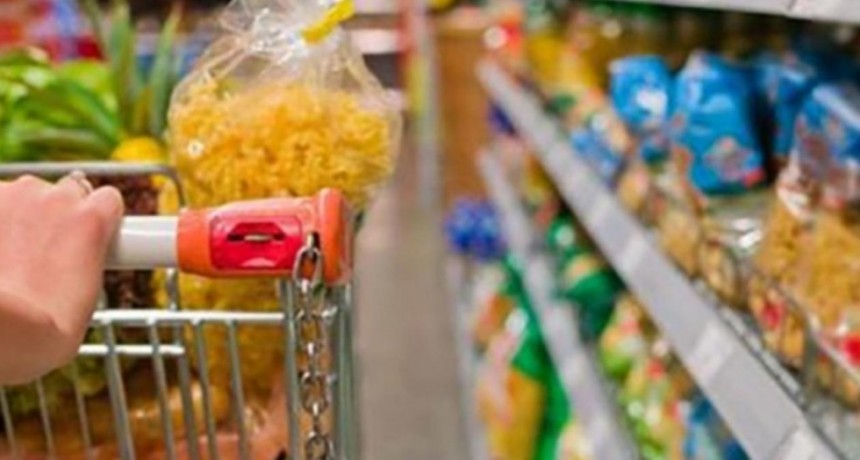 Una familia necesitó casi $50.000 en octubre para no ser pobre