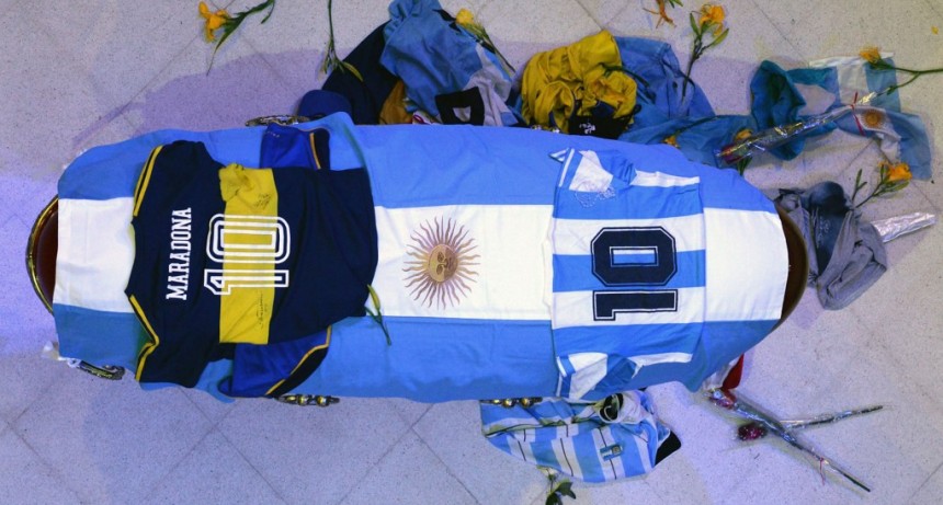 EN VIVO: El último adiós miles de personas despiden a Diego Maradona en la Casa Rosada