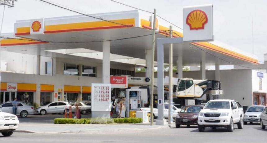 Shell bajo los precios de sus naftas