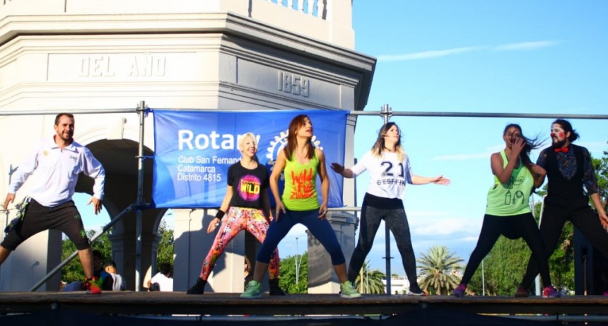 Multitudinario Zumbathon Solidaria en La Alameda