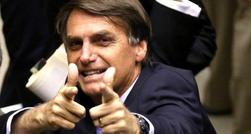 Bolsonaro felicit&oacute; a un polic&iacute;a que mat&oacute; a un ladr&oacute;n que tom&oacute; de reh&eacute;n a una mujer de 83 a&ntilde;os