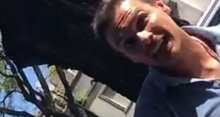 VIDEO: Una adolescente sufri&oacute; el acoso de un hombre por usar un &ldquo;shortcito&rdquo;