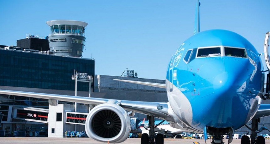 Pilotos acataron la conciliaci&oacute;n y habr&aacute; vuelos este jueves y viernes