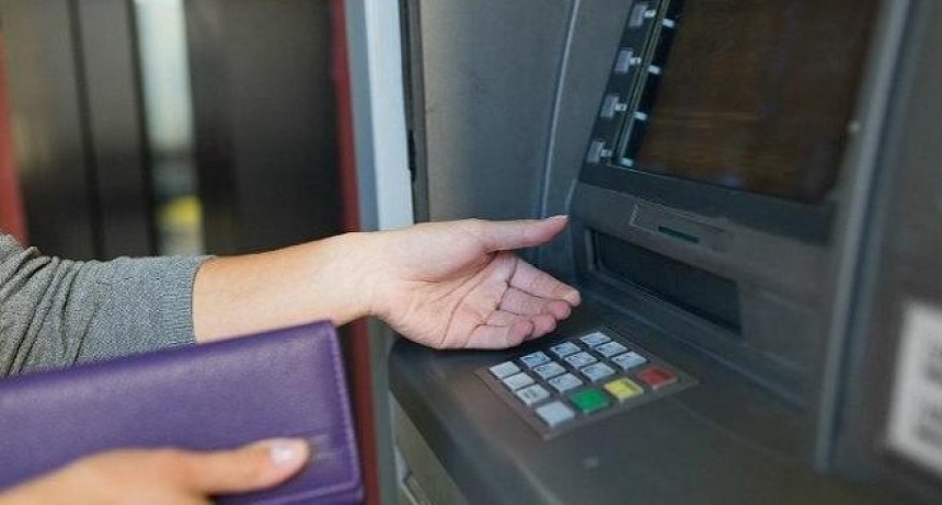 Este fin de semana los beneficiarios de los planes sociales cobrar&aacute;n el bono de $3.000