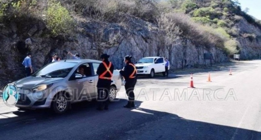 Polic&iacute;a agredido en un control camino a El Rodeo
