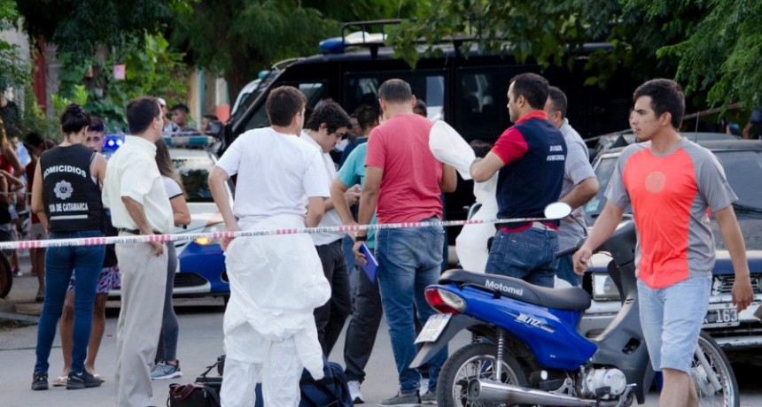 Encontraron a una mujer sin vida en una vivienda