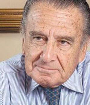 Causa de los cuadernos: allanaron propiedades del empresario Eurnekian