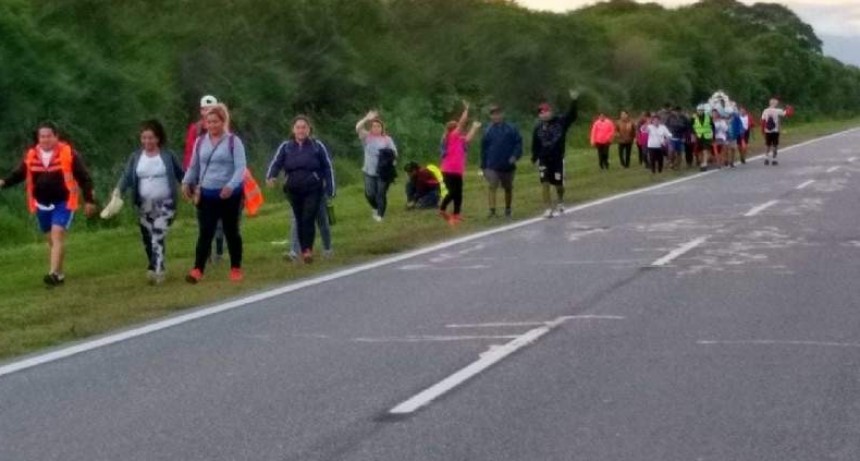 Por presencia de peregrinos, transitar con precaución en ruta 38