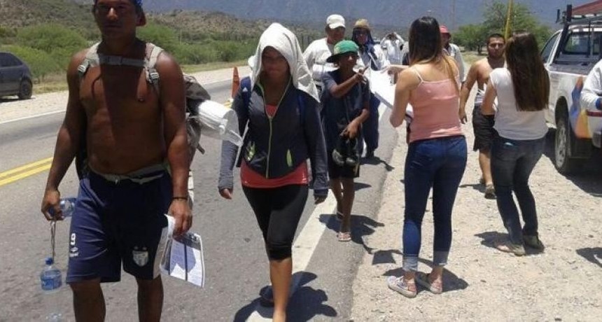 Cerca de 10 mil peregrinos llegaron a Capital para honrar a la Morena del Valle