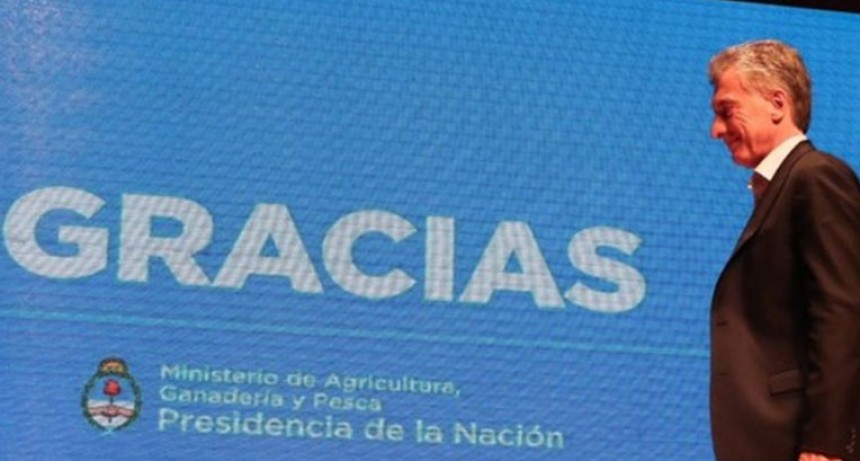 Macri entrega el poder a Fernández en tiempo y forma: un salto para la institucionalidad argentina