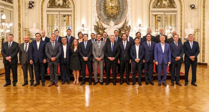 Fernández acordó con los gobernadores la suspensión del Consenso Fiscal