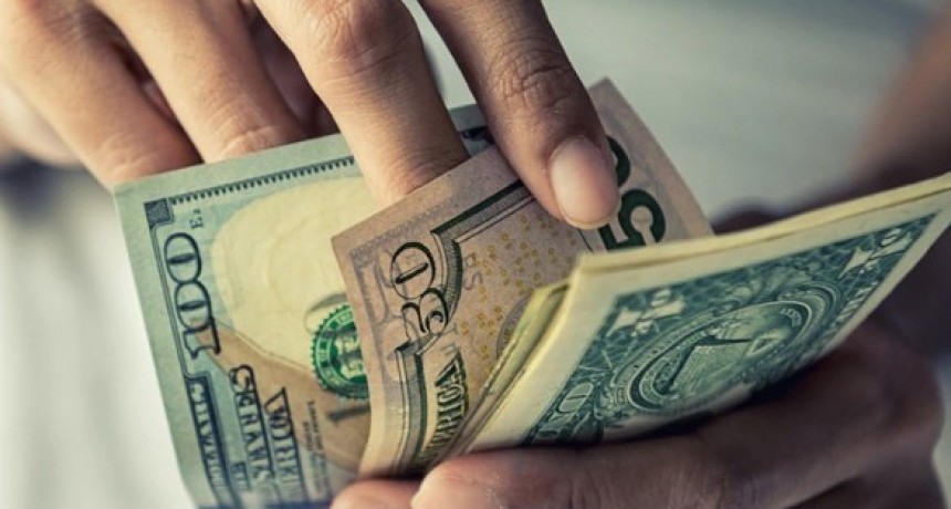 Cómo comprar dólares de manera legal y sin pagar el impuesto del 30%