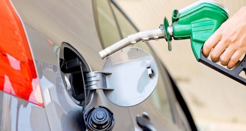 Enero arranca con un nuevo aumento de combustibles