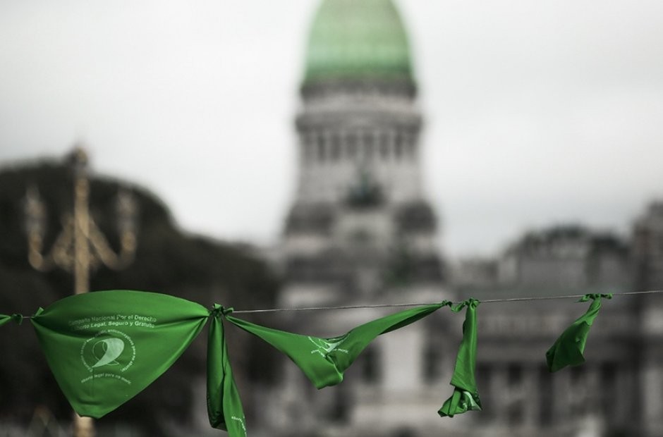 Diputados comienza a debatir en comisiones el proyecto para la legalización del aborto