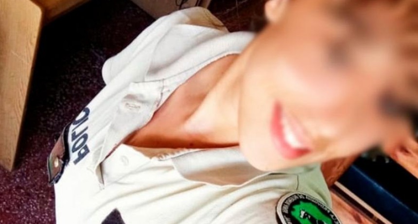 Una mujer policía se pegó un tiro luego de que su expareja publicara un video íntimo