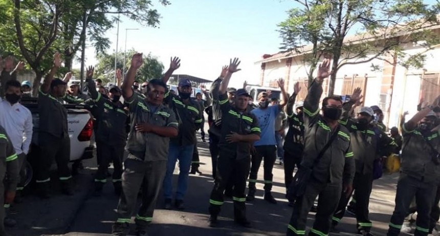 El SOEM volvió a manifestarse, con cortes de calles