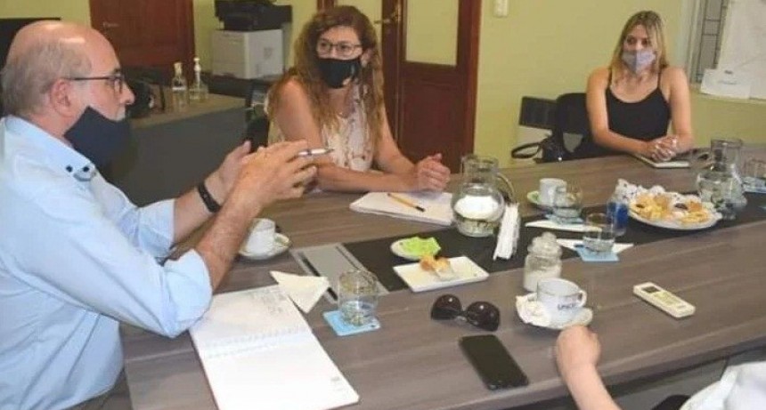 Reunión entre el Rector y la ministra de Educación