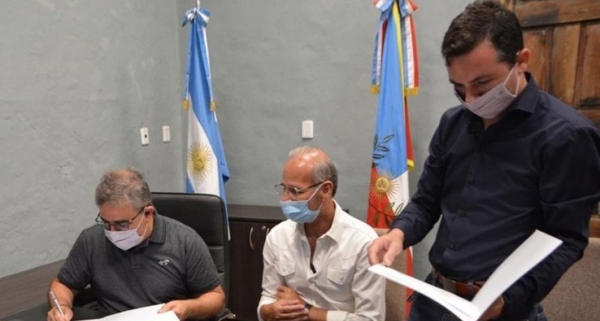 Jalilr firmó convenios con RENATRE