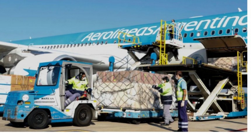 Vacuna Sputnik V: el Gobierno espera recibir 600 mil dosis para el 23 de diciembre