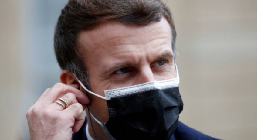 Emmanuel Macron dio positivo por Covid-19 y se mantendrá en aislamiento por una semana