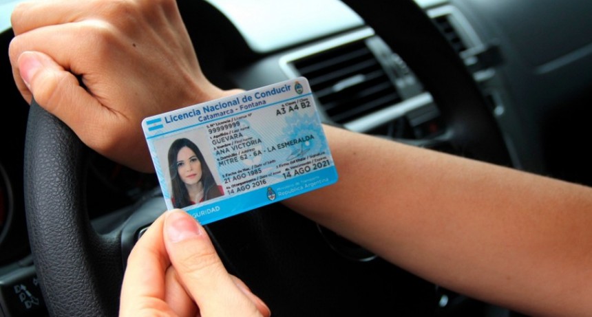 Extienden la validez de licencias de conducir ya vencidas